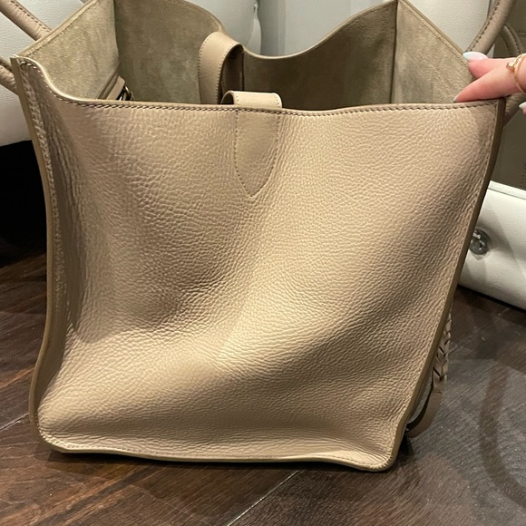 Celine large nude tote bag! - Picture 9 of 10